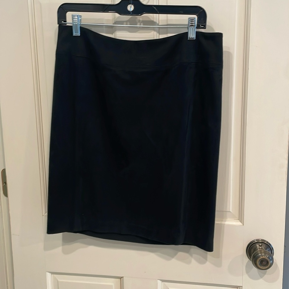 Ladies skirt
